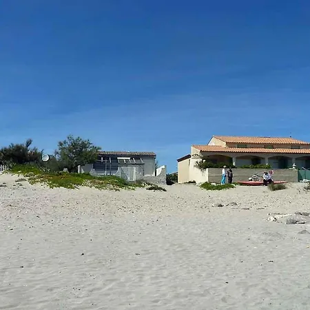Sleeps 4 Nyaraló