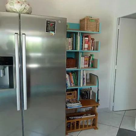 Sleeps 4 * 弗龙蒂尼昂